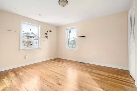 Bedroom - 21 Marland Rd, Worcester, MA 01606 photo 2 of 8