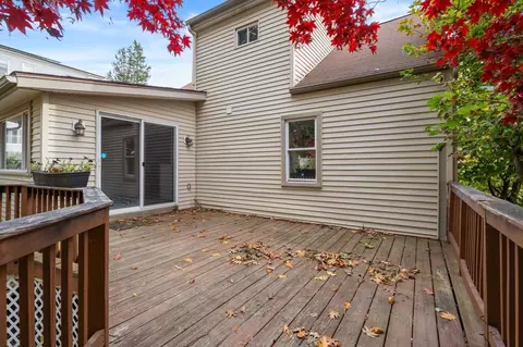 Exterior - 21 Marland Rd, Worcester, MA 01606 photo 3 of 6