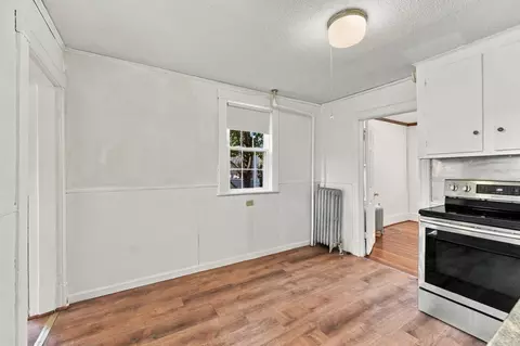 Entry Way - 62 Lorimer St, Indian Orchard, MA 01151 photo 1 of 4