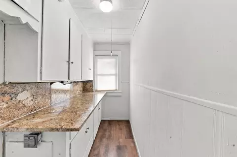 Entry Way - 62 Lorimer St, Indian Orchard, MA 01151 photo 2 of 4