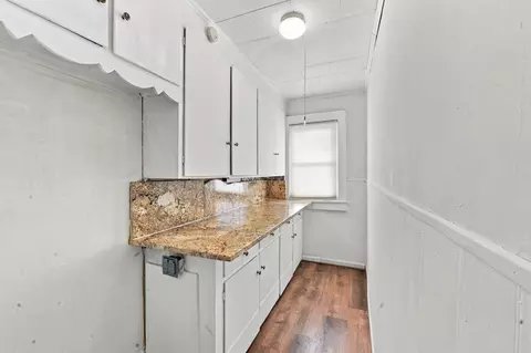 Entry Way - 62 Lorimer St, Indian Orchard, MA 01151 photo 3 of 4