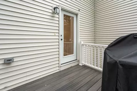 Exterior - 65 Castine St, Worcester, MA 01606 photo 3 of 7