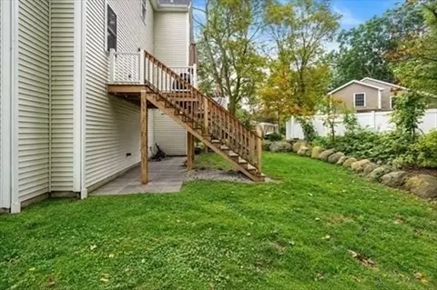 Exterior - 65 Castine St, Worcester, MA 01606 photo 6 of 7
