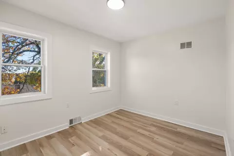 Bedroom - 133 Grattan St, Chicopee, MA 01020 photo 3 of 6