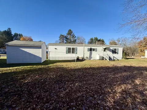 Exterior - 14 Riverview Cir, Brimfield, MA 01010 photo 6 of 7