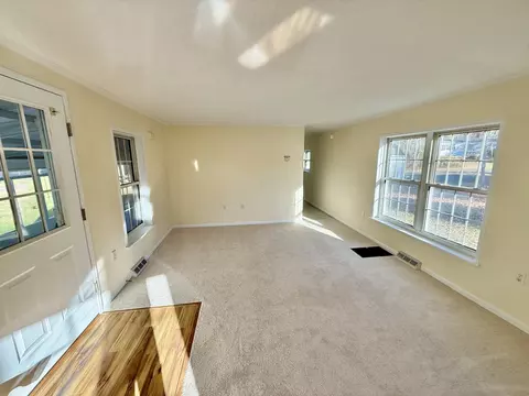 Living - 14 Riverview Cir, Brimfield, MA 01010 photo 1 of 4