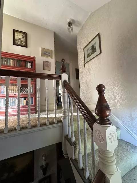 Entry Way - 16 Pine St, Wakefield, MA 01880 photo 2 of 2