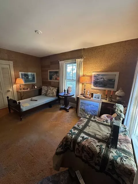 Bedroom - 16 Pine St, Wakefield, MA 01880 photo 1 of 2