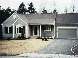 141 Thankful Ln, Cotuit, MA 02635 photo 1