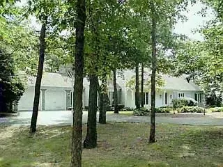 464 Bay Ln, Centerville, MA 02632 photo 1