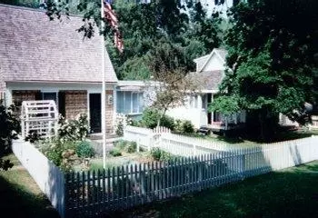 40 Old Stage Rd, Centerville, MA 02632 photo 1