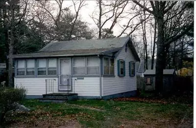 4 Datewood St, Wareham, MA 02571 photo 1