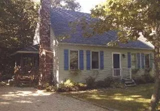 11 Edgewater Rd, Mashpee, MA 02649 photo 1