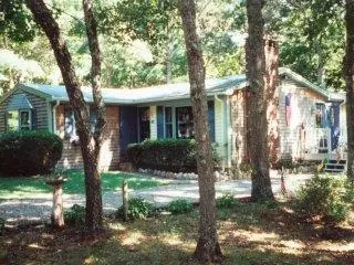 40 Savinelli Rd, Cotuit, MA 02635 photo 1