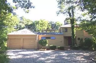 24 Prestwick Ln, Mashpee, MA 02649 photo 1