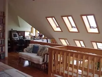9 Emerson Ave, Bourne, MA 02532 photo 1