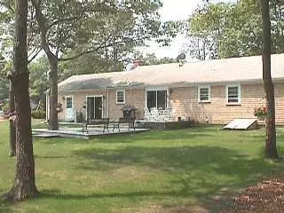 124 E Osterville Rd, Osterville, MA 02655 photo 1