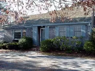 61 Glenneagle Dr, Mashpee, MA 02649 photo 2