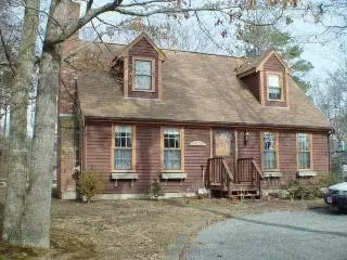 191 Wheeler Rd, Mashpee, MA 02649 photo 2