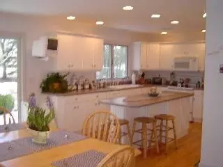 184 Gleneagle Extension Dr, Mashpee, MA 02649 photo 2