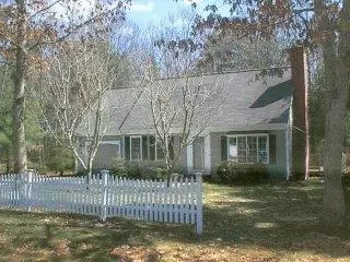 27 Chuckles Dr, Marstons Mills, MA 02648 photo 1