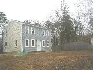 14 Pond View Dr, Mashpee, MA 02649 photo 1