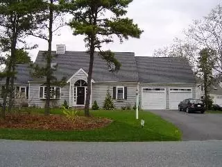 86 Bayshore Dr, Mashpee, MA 02649 photo 1