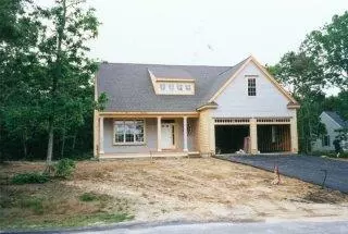 86 Snead Dr, Mashpee, MA 02649 photo 1