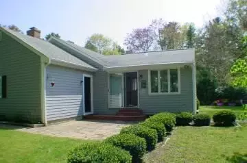 415 Nottingham Dr, Centerville, MA 02632 photo 4