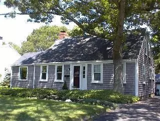 19 Woodside Ave, Buzzards Bay, MA 02532 photo 1
