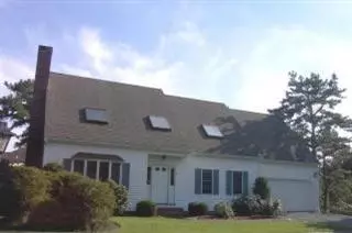 5 Meadowbrook Rd, Mashpee, MA 02649 photo 1