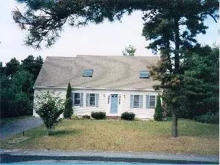 105 Meadowbrook Rd, Mashpee, MA 02649 photo 1