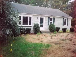 623 Great Nck S, Mashpee, MA 02649 photo 1