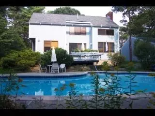 141 The Paddock Cir, Mashpee, MA 02649 photo 3