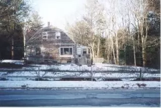 26 Old Oyster Rd, Cotuit, MA 02635 photo 3