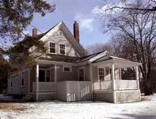 521 Old Post Rd, Cotuit, MA 02635 photo 2