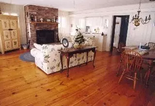 990 Main St, Cotuit, MA 02635 photo 4