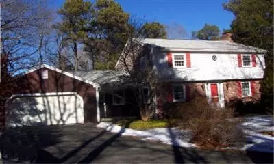 246 Turtleback Rd, Marstons Mills, MA 02648 photo 2