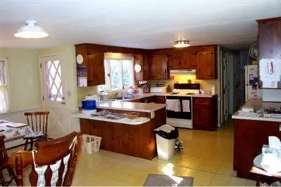 246 Turtleback Rd, Marstons Mills, MA 02648 photo 4