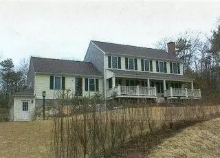 54 Jonas Dr, Mashpee, MA 02649 photo 1