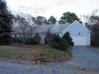 336 Capn Lijahs Rd, Centerville, MA 02632 photo 1
