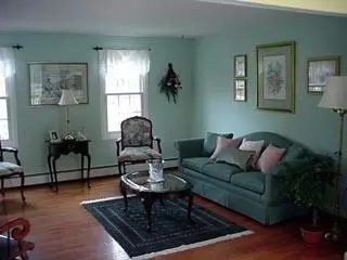 289 Simons Narrow Rd, Mashpee, MA 02649 photo 2