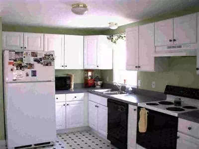 8 Timberlane Dr, Mashpee, MA 02649 photo 2