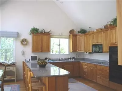 67 Eaglestone, Cotuit, MA 02635 photo 4