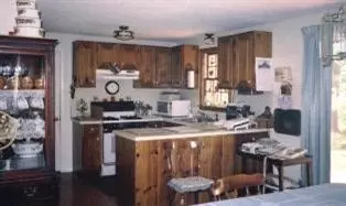 355 Nottingham Dr, Centerville, MA 02632 photo 4