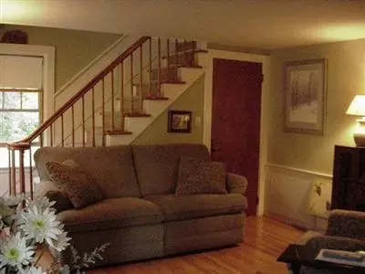 3 Winslow St, Bourne, MA 02532 photo 2