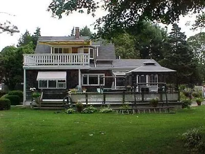 2 Bell Rd, Bourne, MA 02532 photo 1