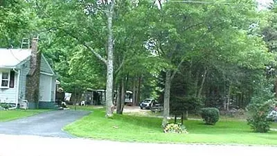 57 Cromesett Rd, Wareham, MA 02571 photo 2