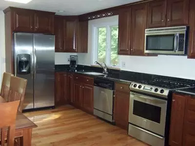 7 Edgewater Rd, Mashpee, MA 02649 photo 2
