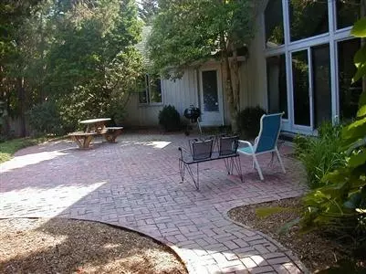 9 Leonard Rd, West Barnstable, MA 02668 photo 3